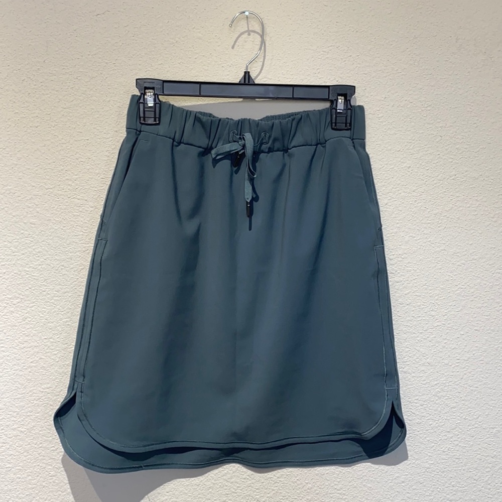 Khaki Green Lululemon On the Fly Skirt